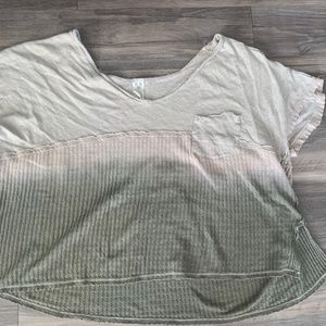 Ombre green and cream short sleeve, free people lg